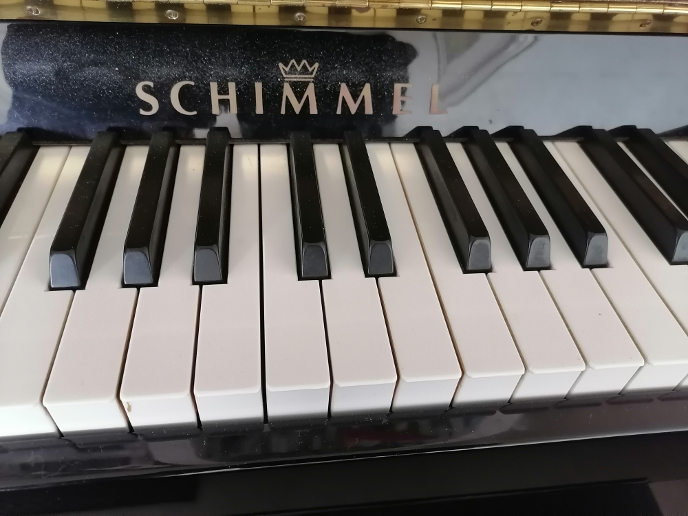 Piano droit Schimmel 116S