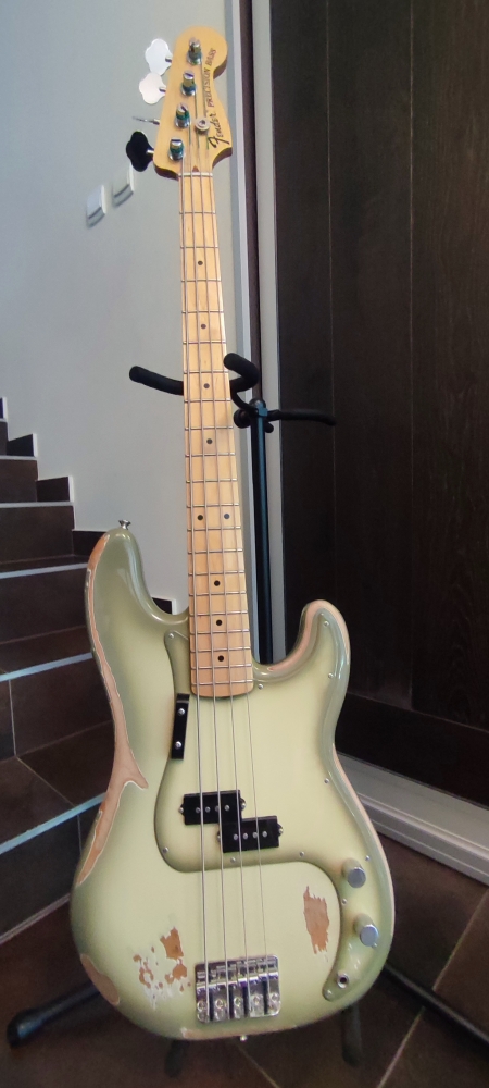 Basse Fender FSR Precision Bass Antigua