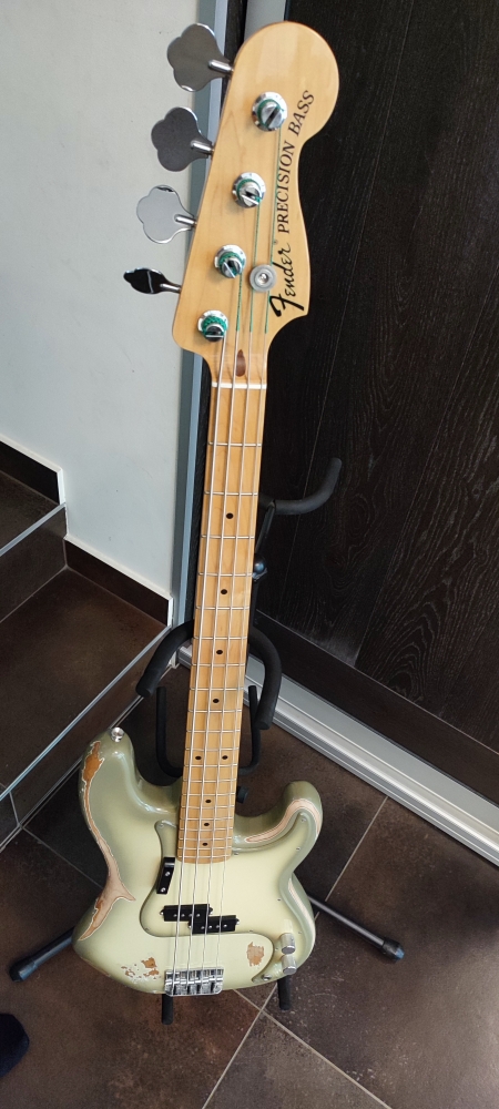 Basse Fender FSR Precision Bass Antigua