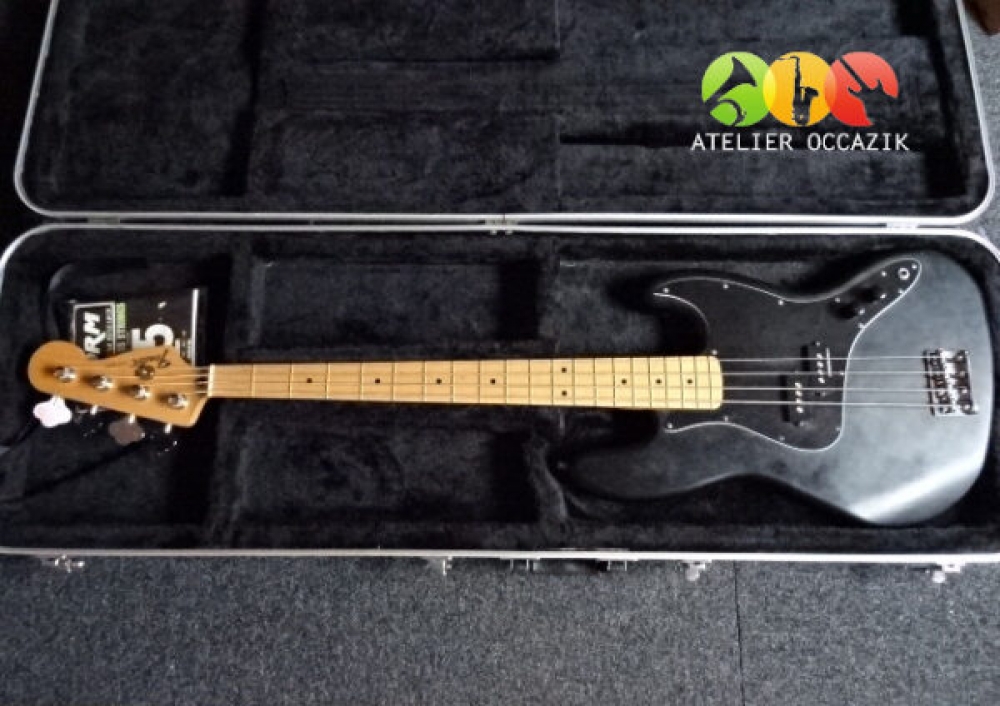Basse Fender Mark Hoppus Jazz Bass