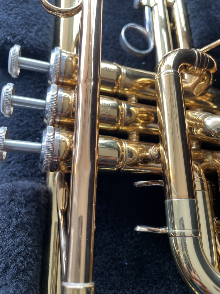 Cornet Yamaha YCR-2330 III