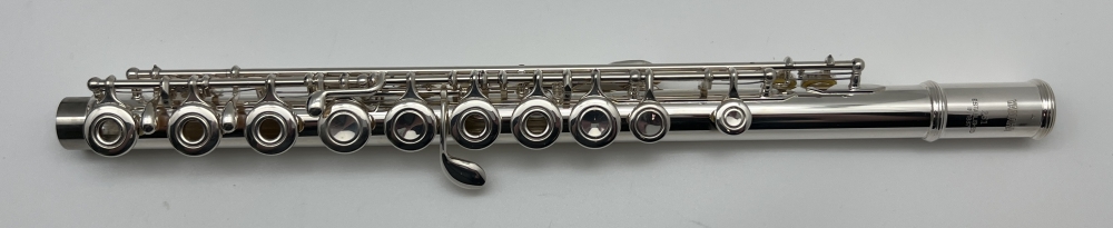 (VENDU) Flûte traversière Yamaha YFL-281