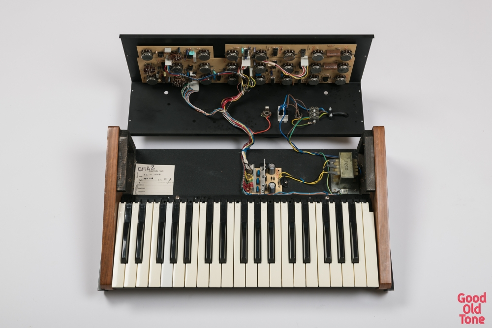 Synthétiseur JEN SX-1000 Synthetone