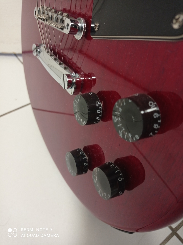 Guitare électrique Hohner l60