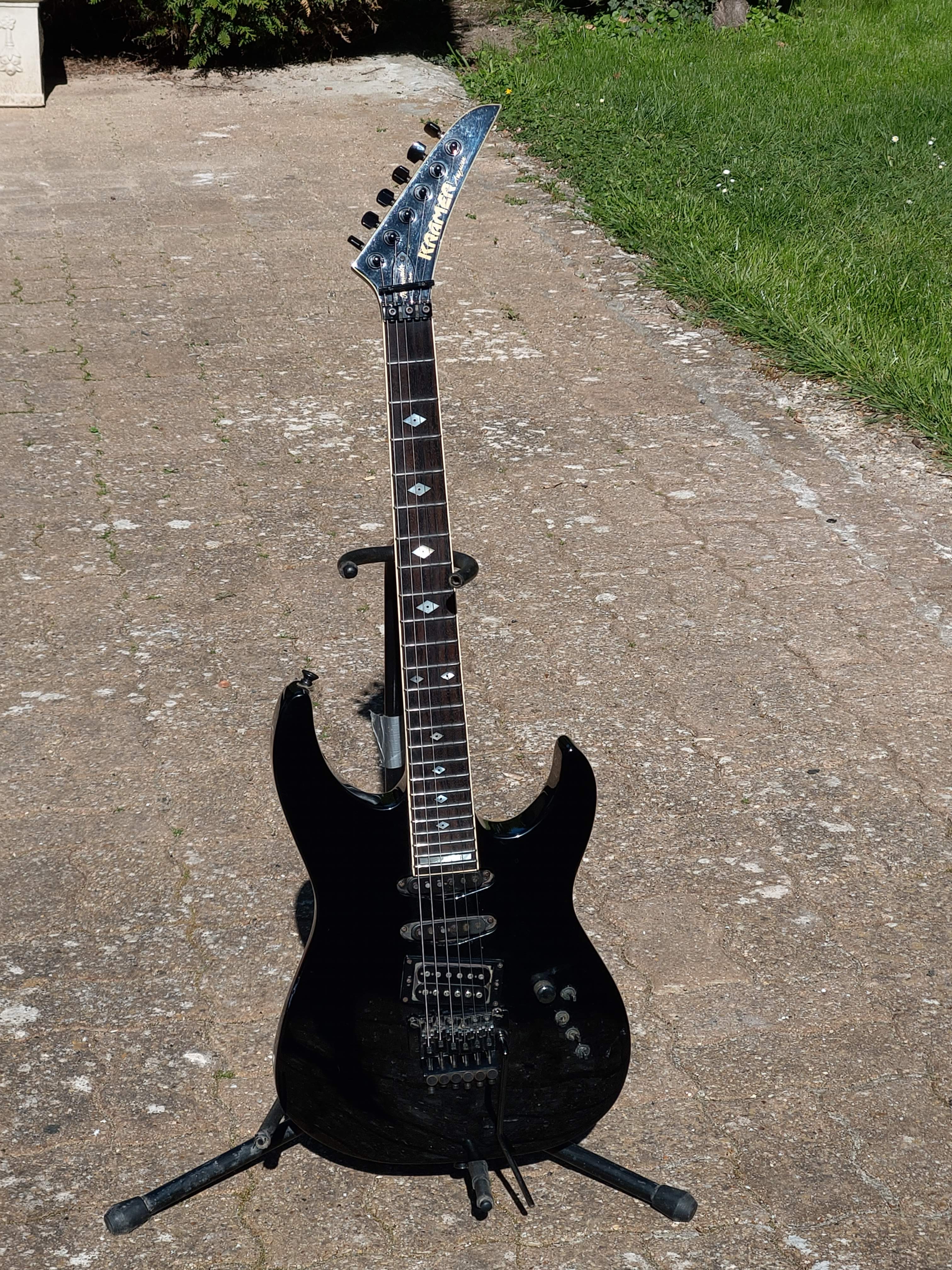Acheter Guitare électrique Kramer Stagemaster Bon état - 1800,00 € Guitare électrique Kramer Stagemaster Bon état - reconditionné disponible sur Zic Ethic