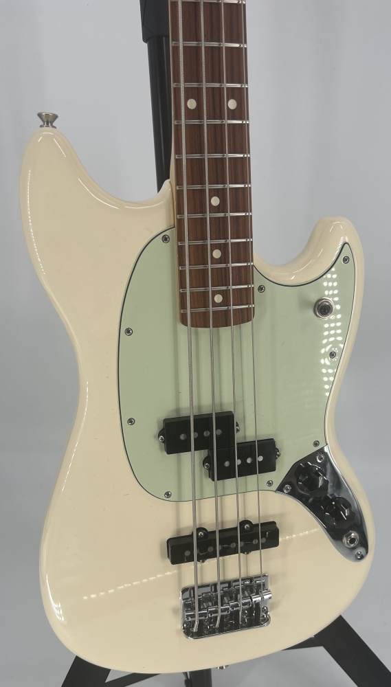 (VENDU) Basse Fender Mustang