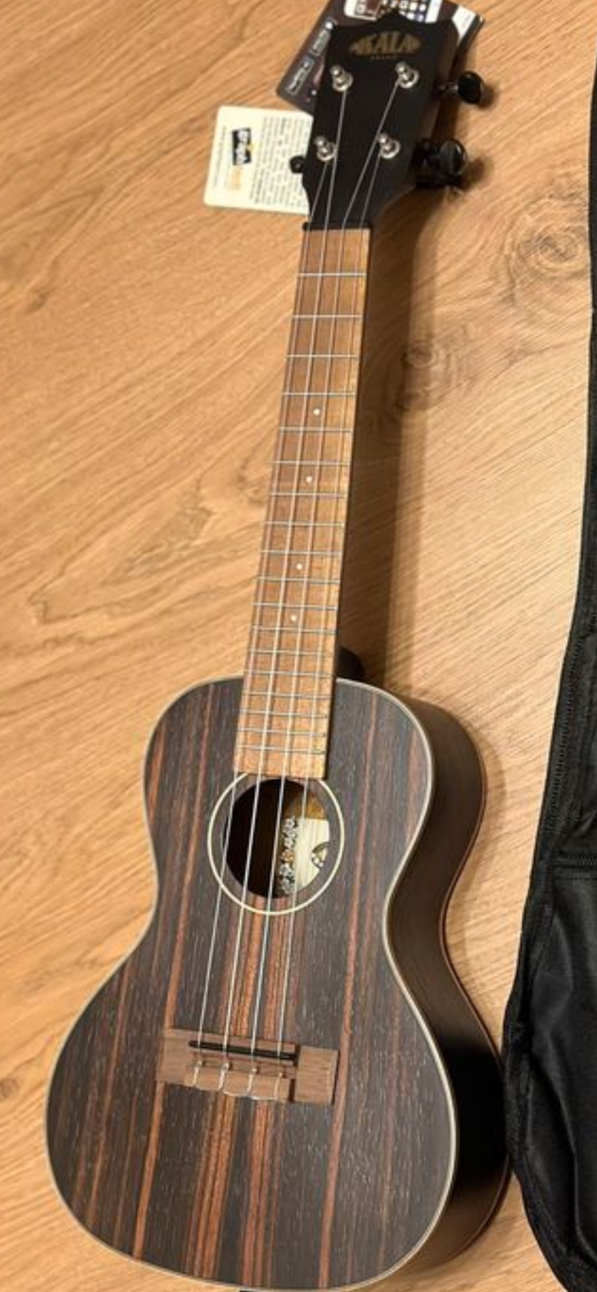 Ukulélé Kala ka-eby-c