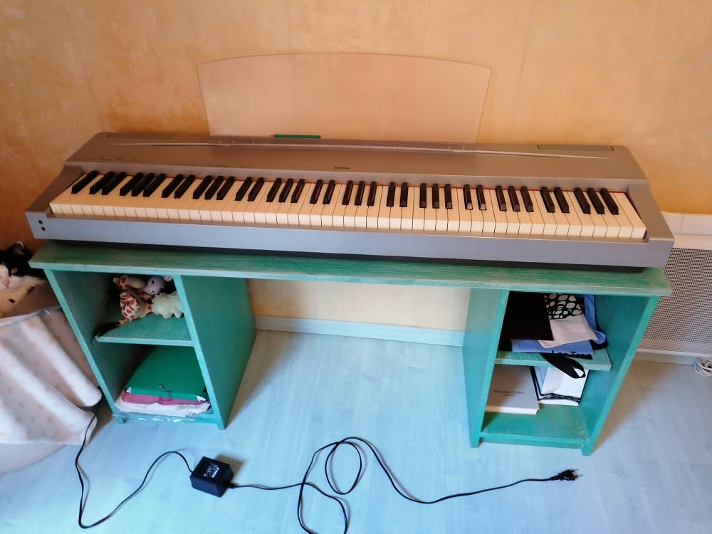 Piano numérique Yamaha P-70S
