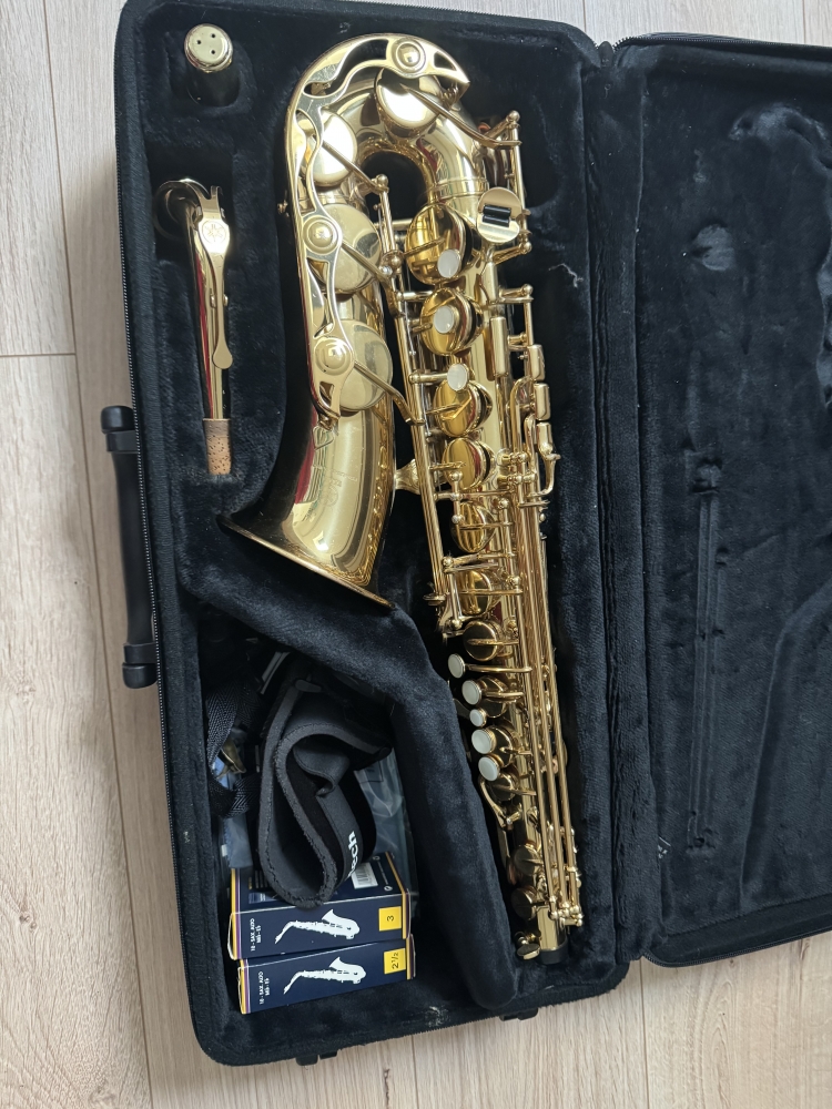 Saxophone alto Yamaha YAS-275