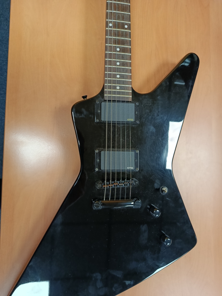 Guitare électrique Epiphhone Explorer 1984 EX