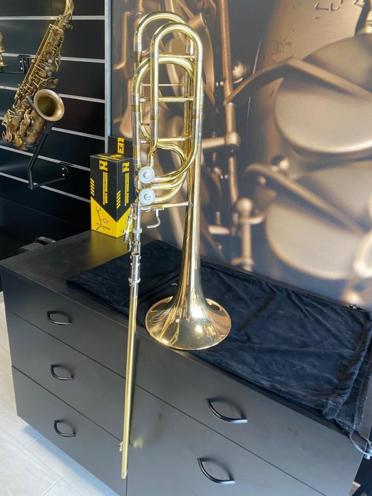 Trombone basse Yamaha YBL-613H