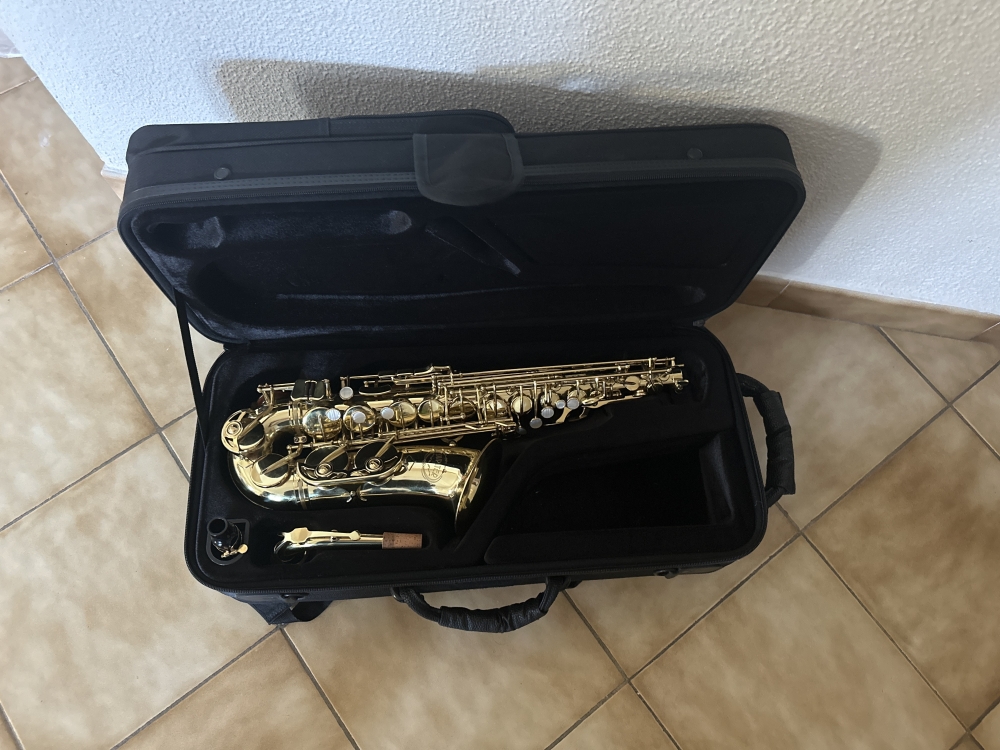 Saxophone alto Jupiter 567-565