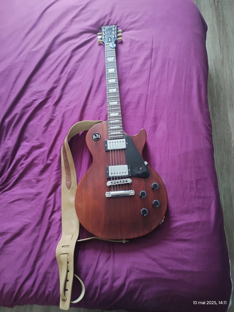 Guitare éléctrique Gibson Les Paul studio Worn Brown