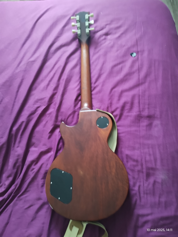 Guitare éléctrique Gibson Les Paul studio Worn Brown