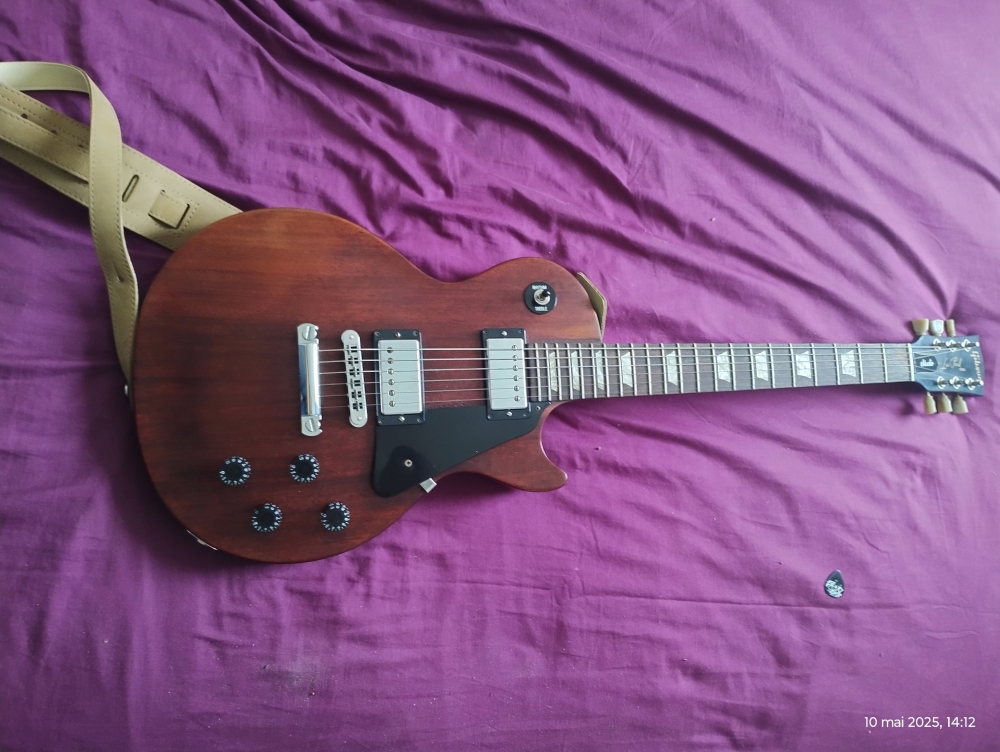 Guitare éléctrique Gibson Les Paul studio Worn Brown