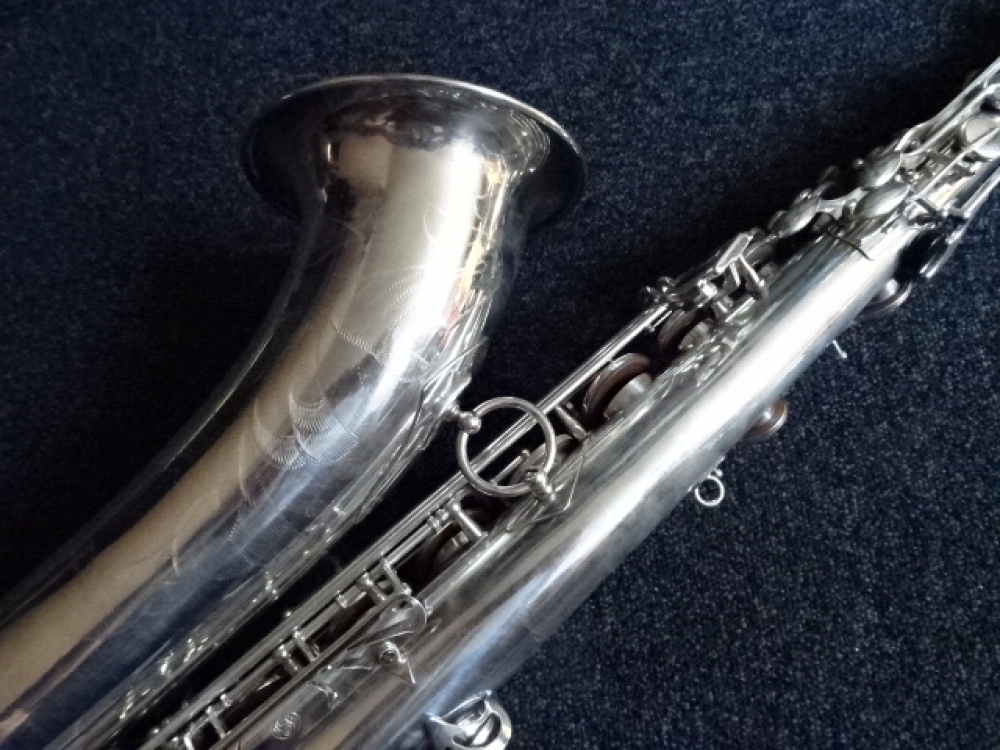 Saxophone Selmer Tenor Mark VI
