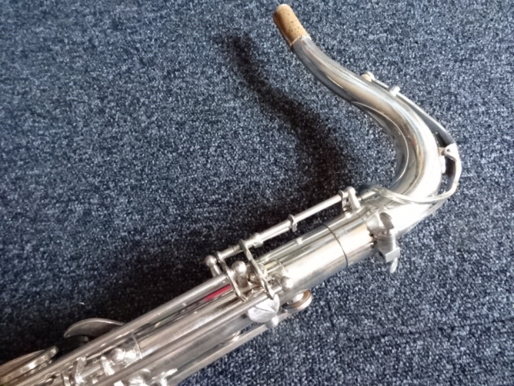 Saxophone Selmer Tenor Mark VI