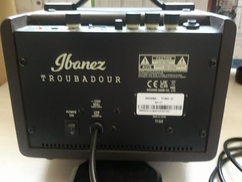 Ampli Ibanez Troubadour T15II