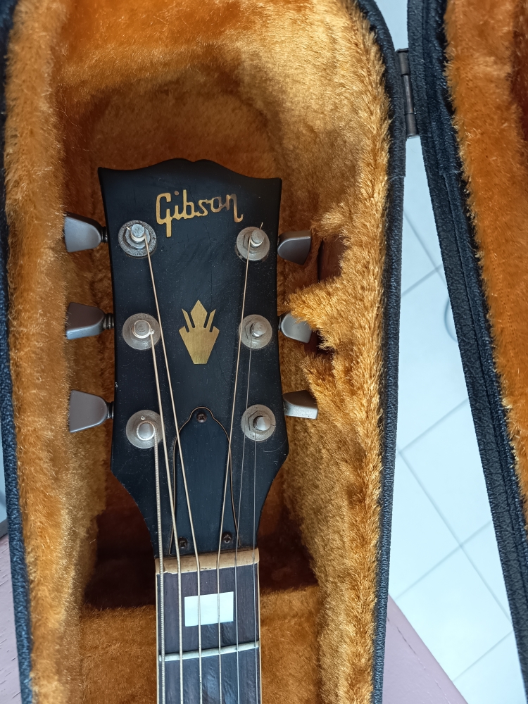 Guitare Gibson Hummingbird