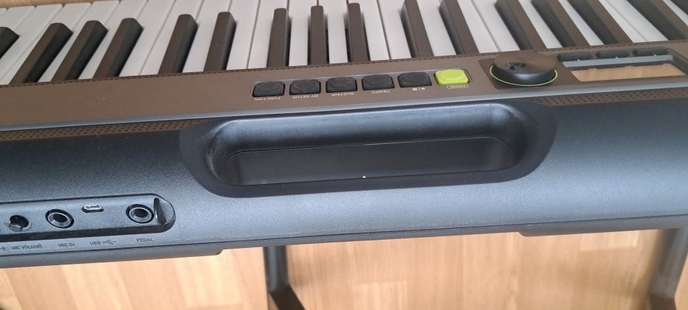 Piano électronique Casio  LK-S250