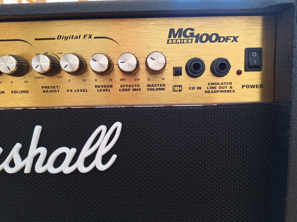 Ampli Marshall MG100DFX