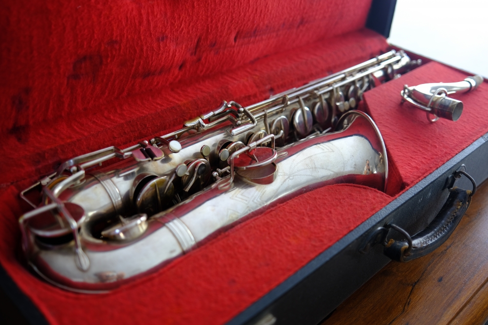 Saxophone ténor Guenot Douchet Super Série