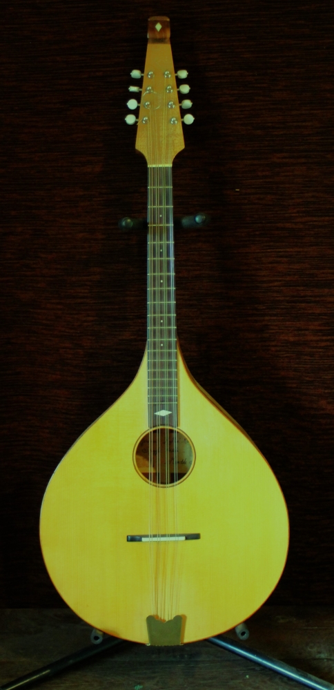 Mandole Spiggle