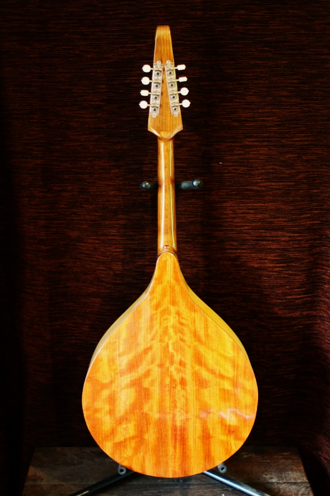Mandole Spiggle
