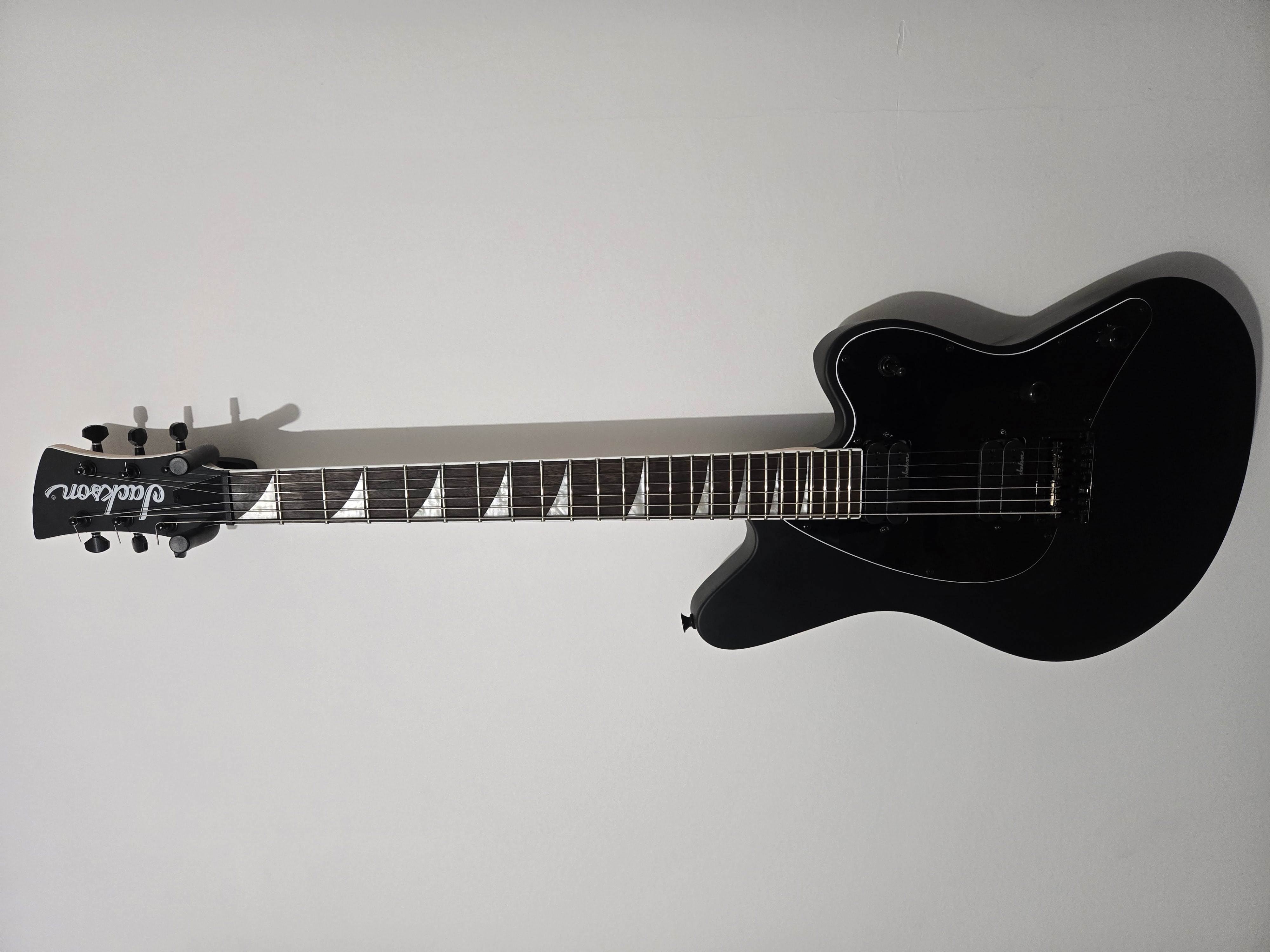 Guitare électrique Jackson  Surfcaster HT6 Très bon état -  reconditionné disponible sur Zic Ethic