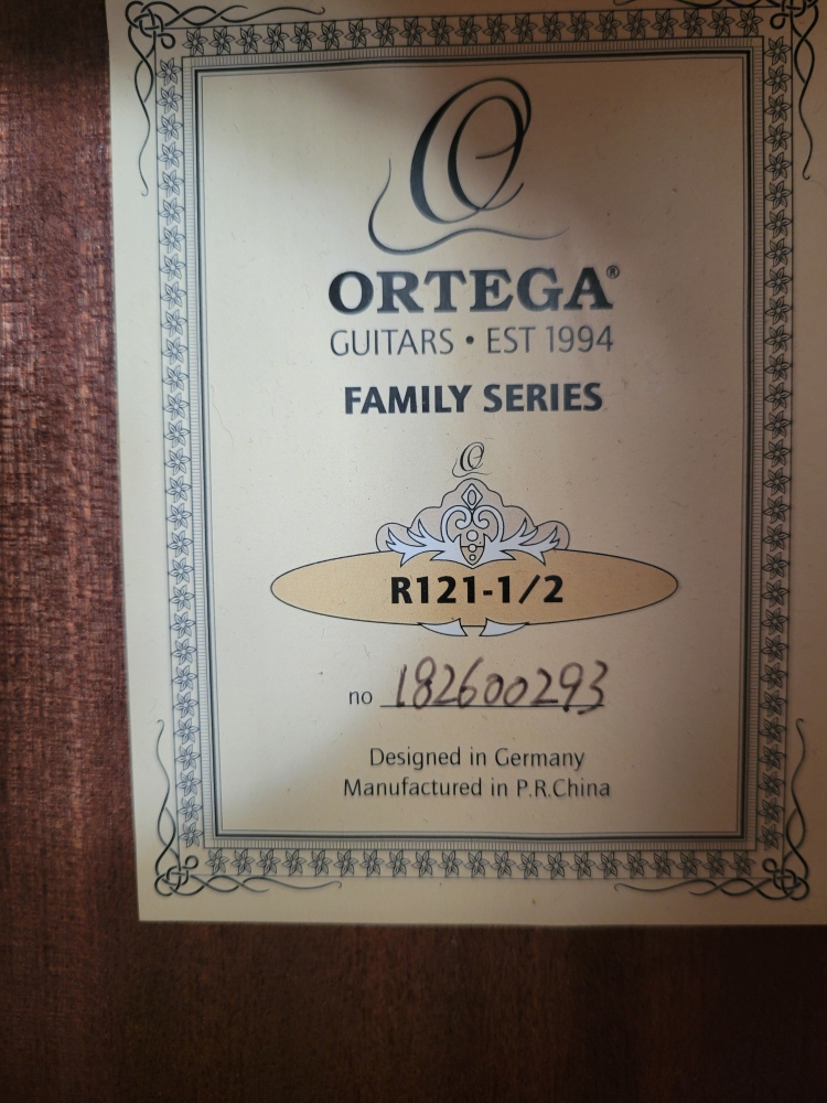Guitare classique Ortega R121-1/2
