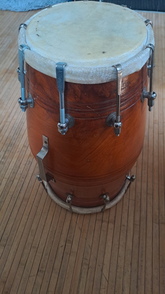 Dholak artisanal
