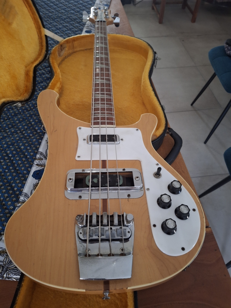 Basse Rickenbacker 4001