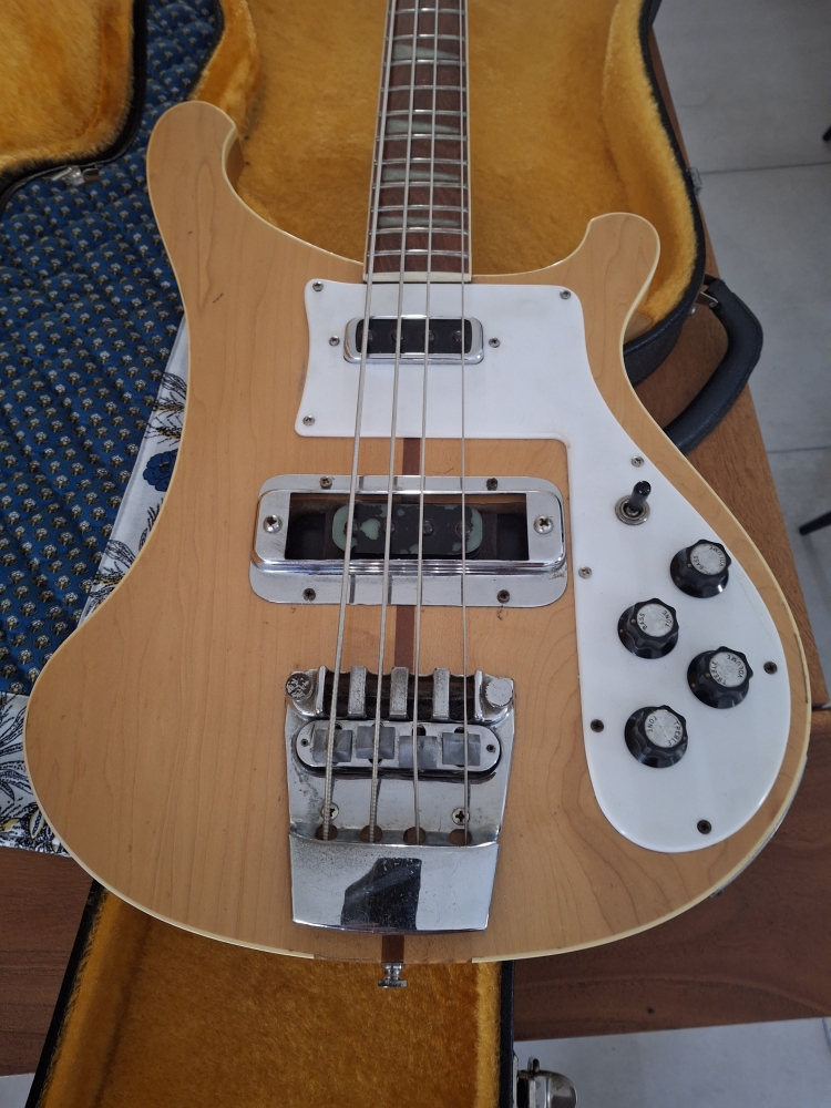 Basse Rickenbacker 4001