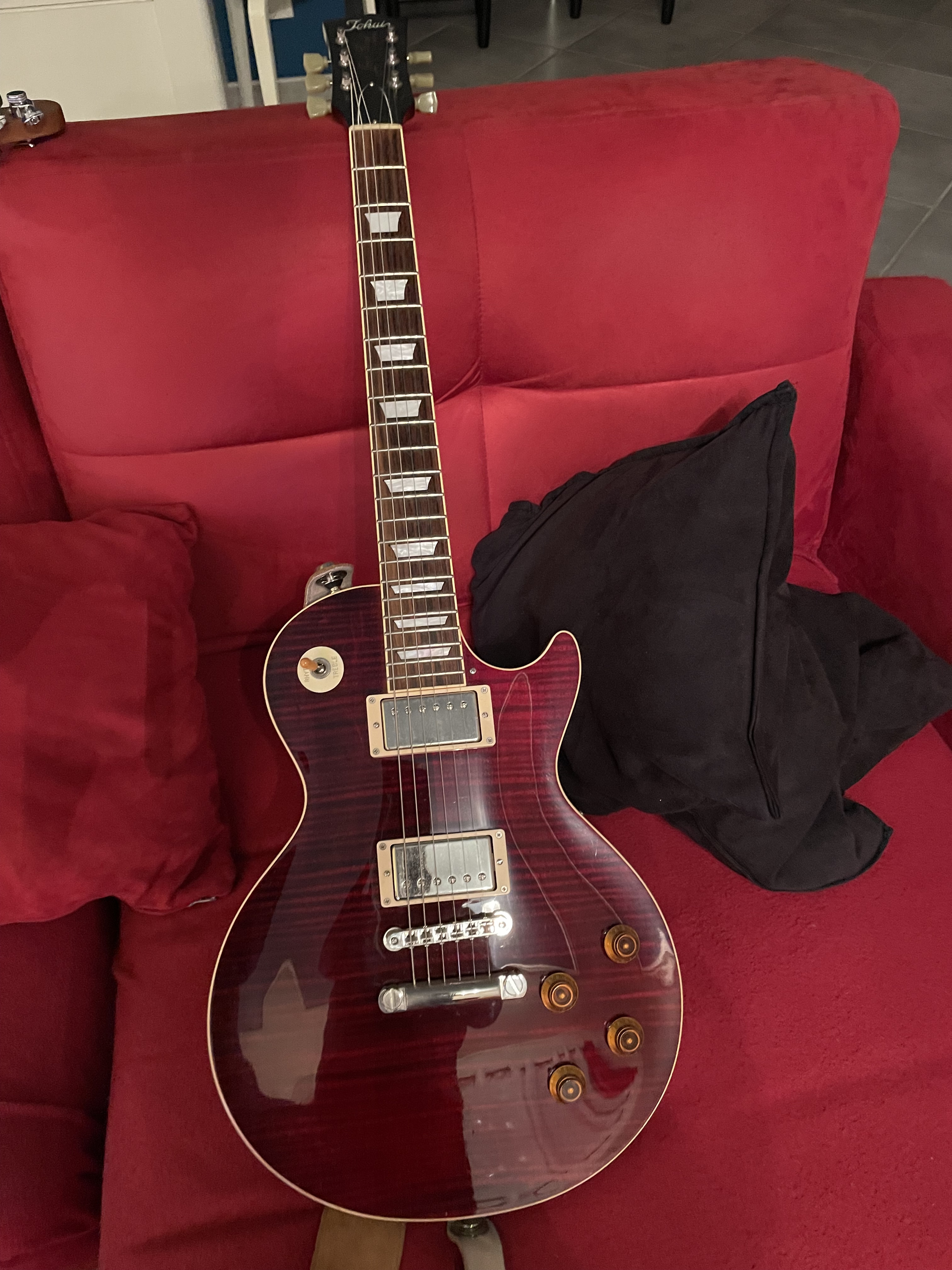 Guitare Tokai Love Rock Très bon état -  reconditionné disponible sur Zic Ethic
