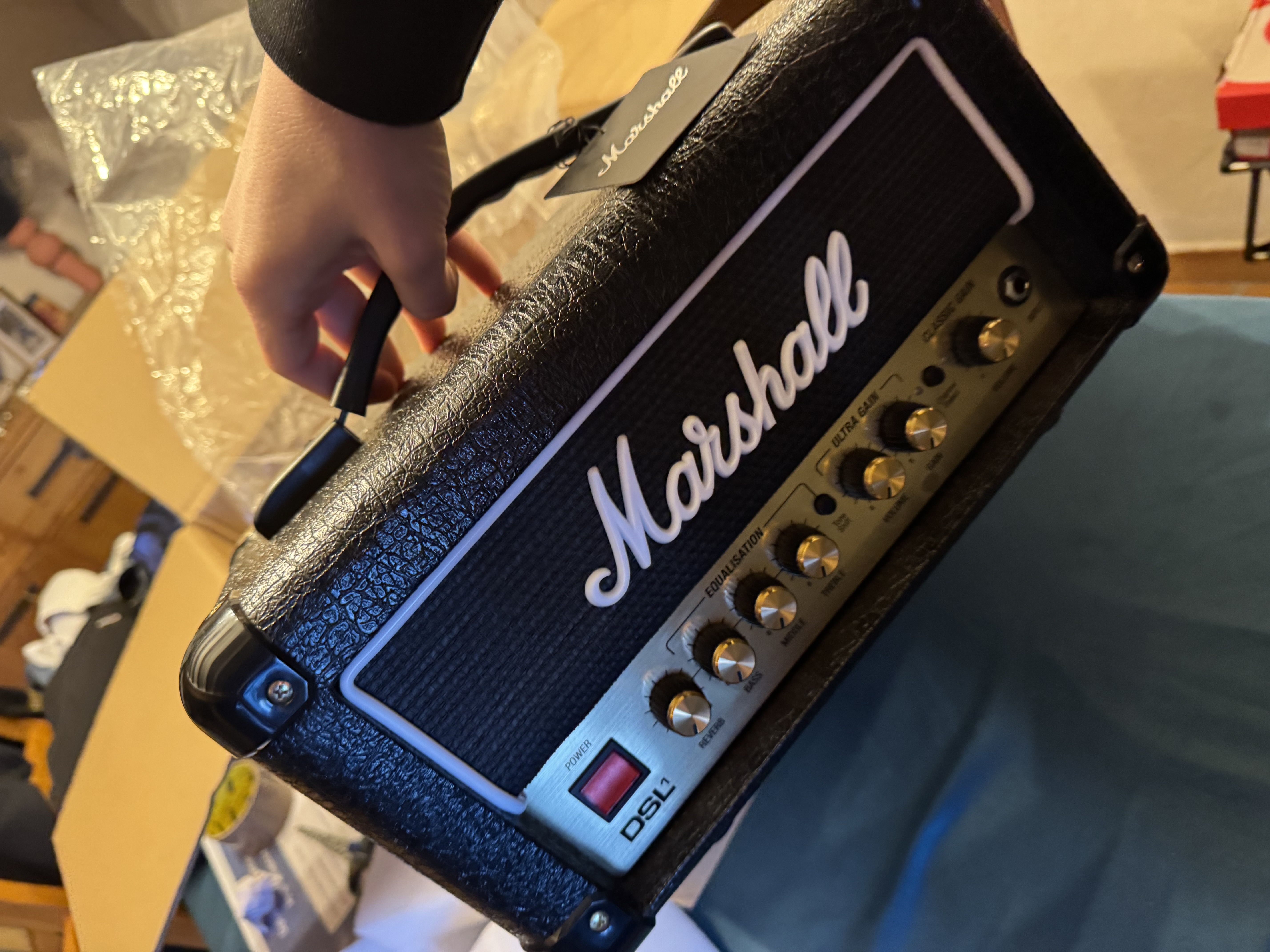 Acheter Tête d'ampli Marshall DLS1 Très bon état - 200,00 € Tête d'ampli Marshall DLS1 Très bon état - reconditionné disponible sur Zic Ethic
