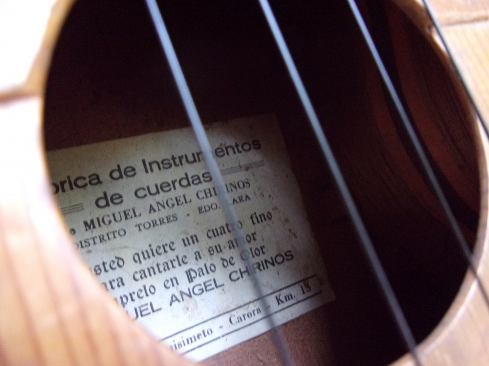 Cuatro du Vénézuela