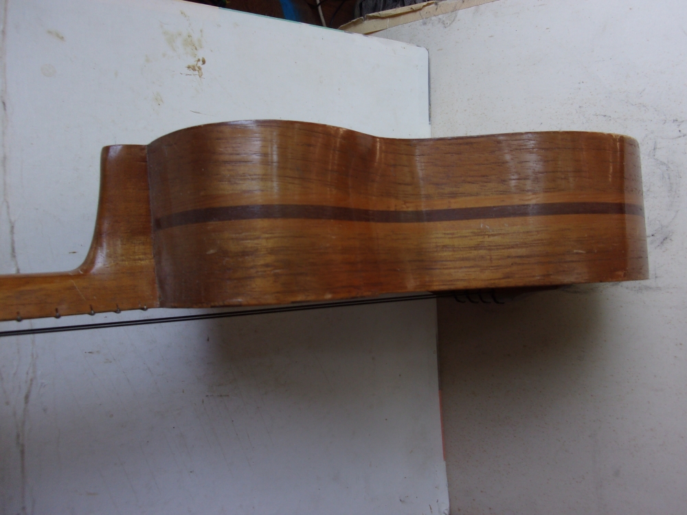 Cuatro du Vénézuela