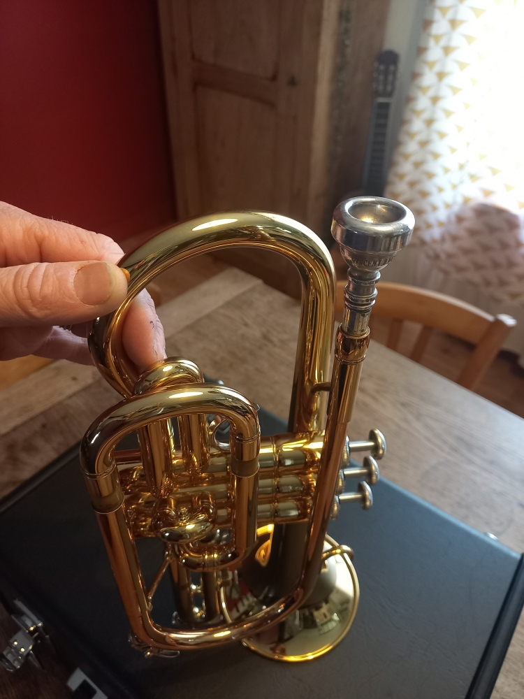 Cornet Yamaha YCR-2330 III
