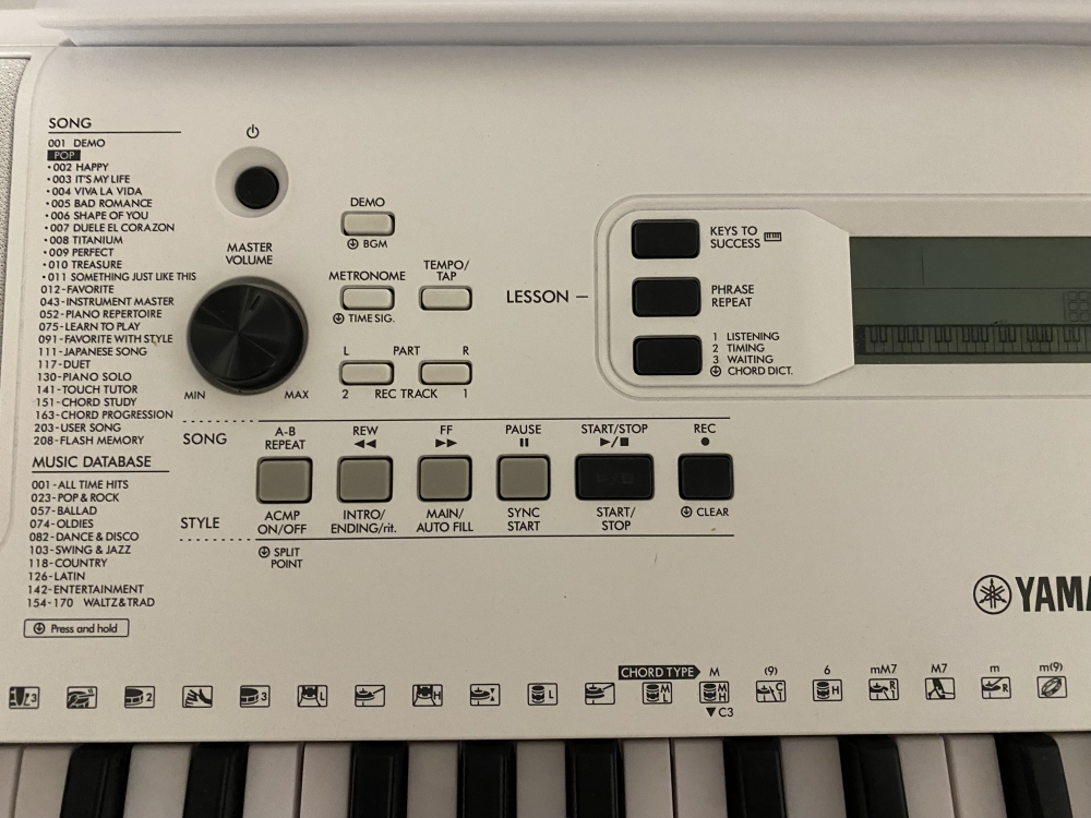 Synthétiseur Yamaha EZ 300