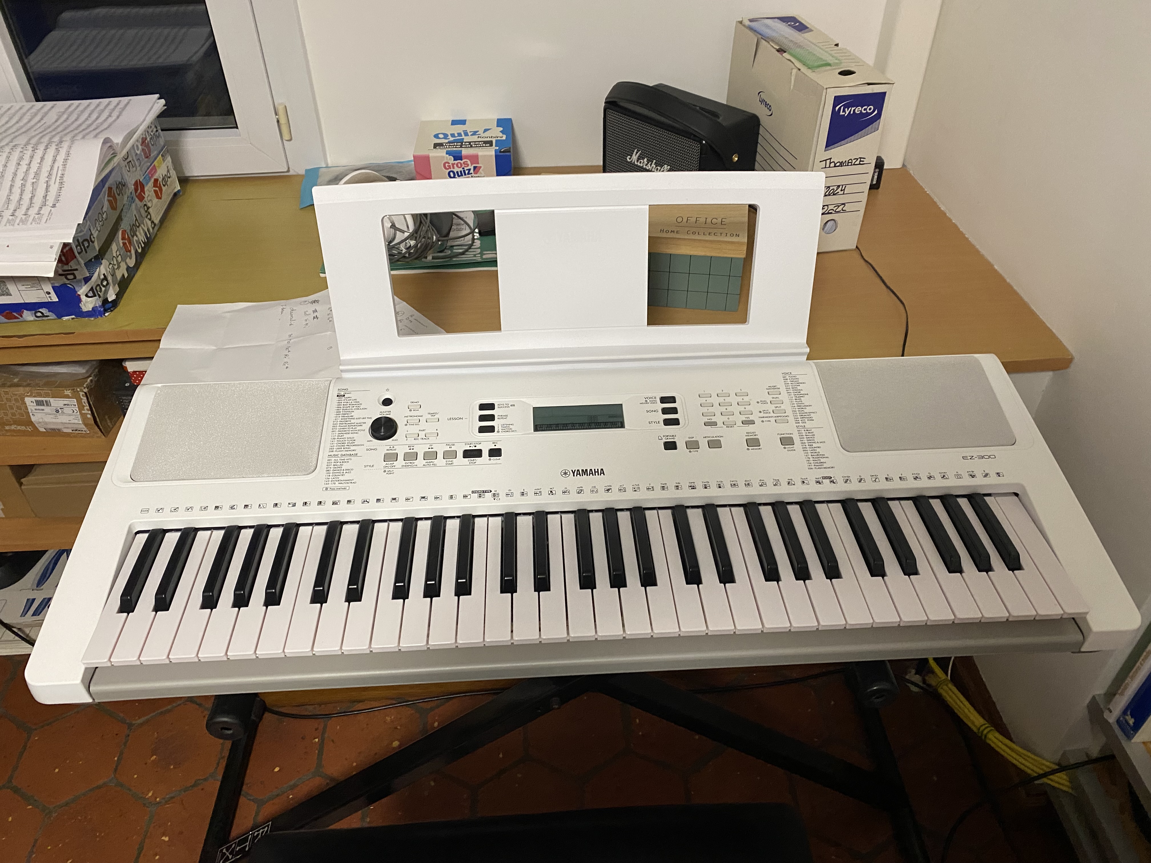 Synthétiseur Yamaha EZ 300 Très bon état -  reconditionné disponible sur Zic Ethic