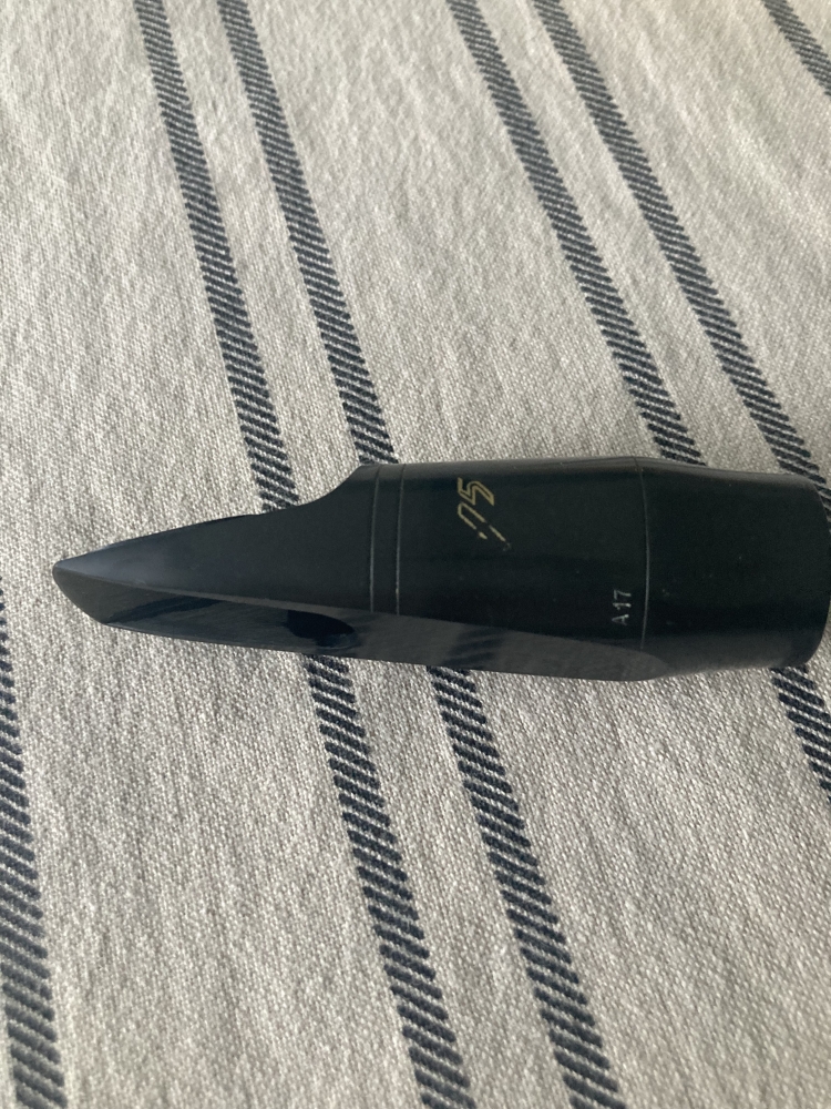 Bec Saxophone Alto Vandoren V5 A17