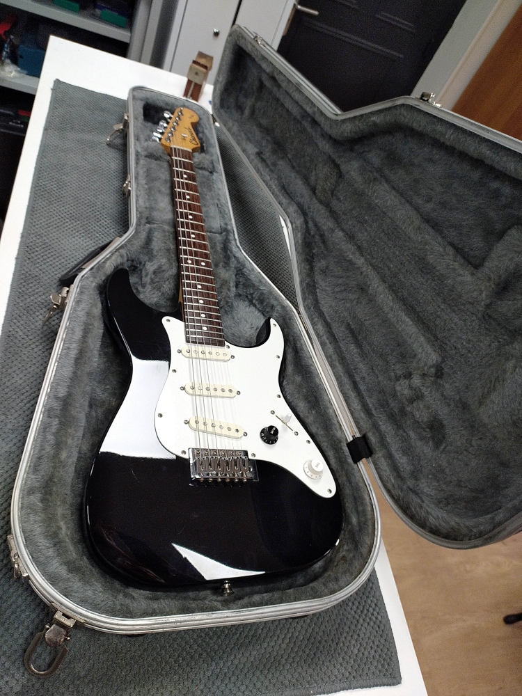 Guitare éclectique Charvel CX 291