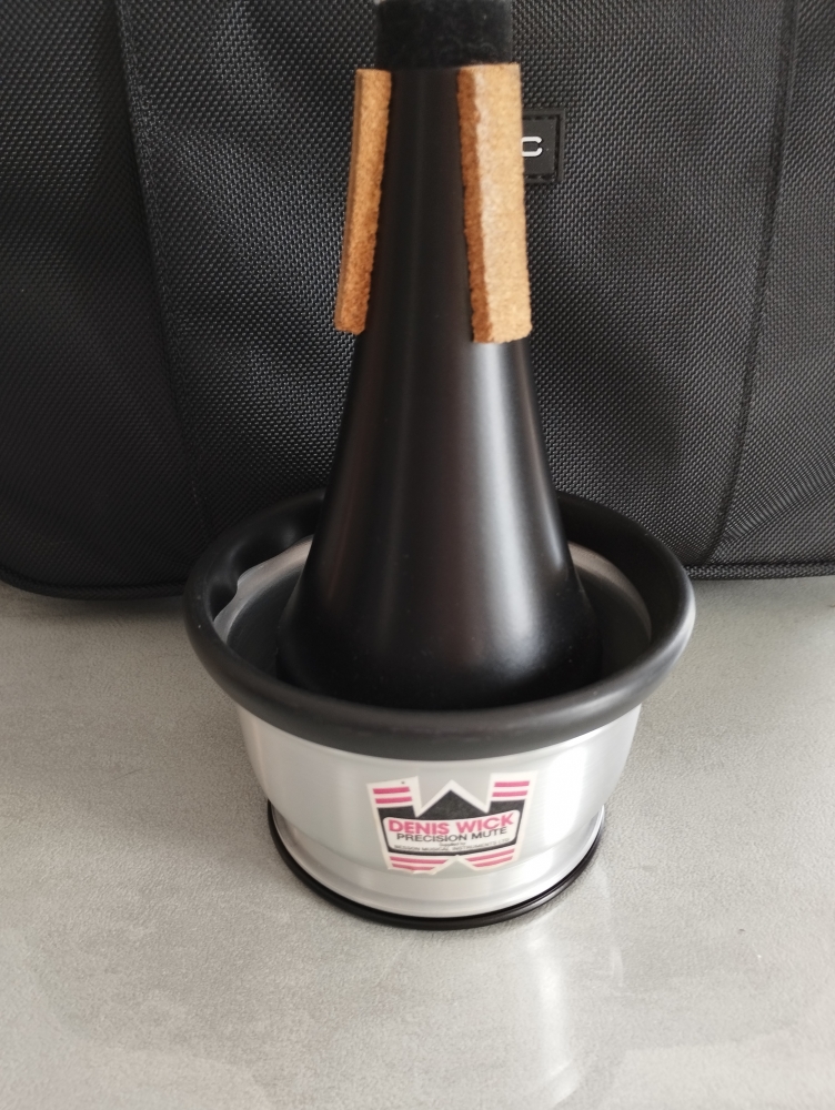 Lot de 7 sourdines trompette