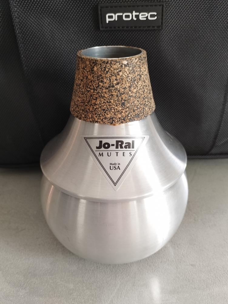 Lot de 7 sourdines trompette