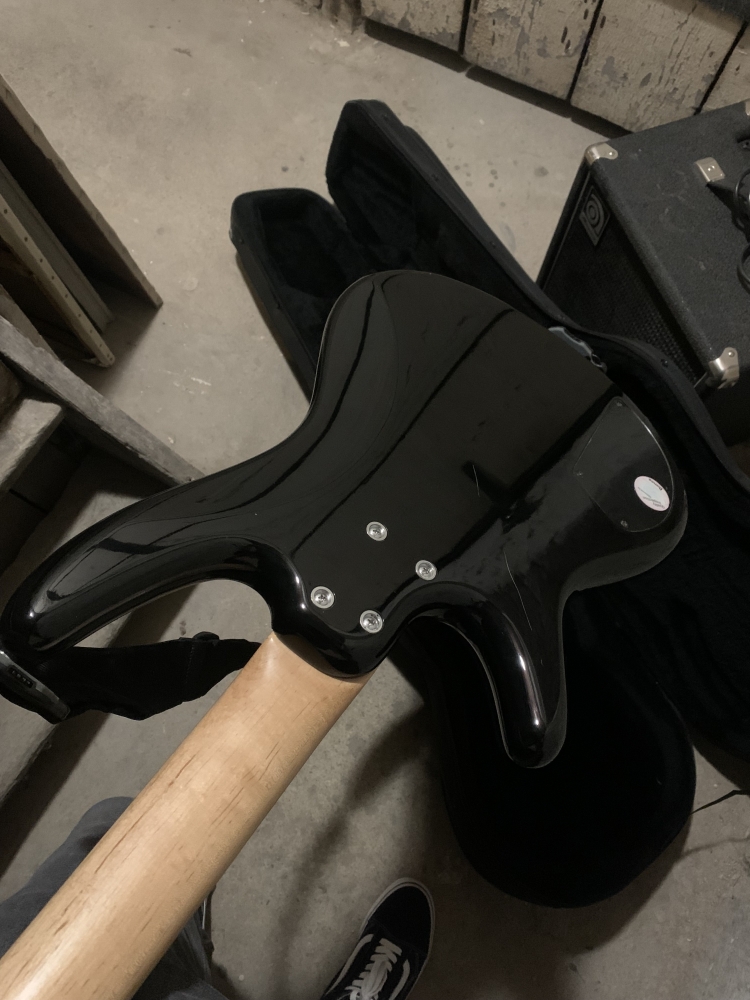 Guitare électrique basse Ibanez Soundgear