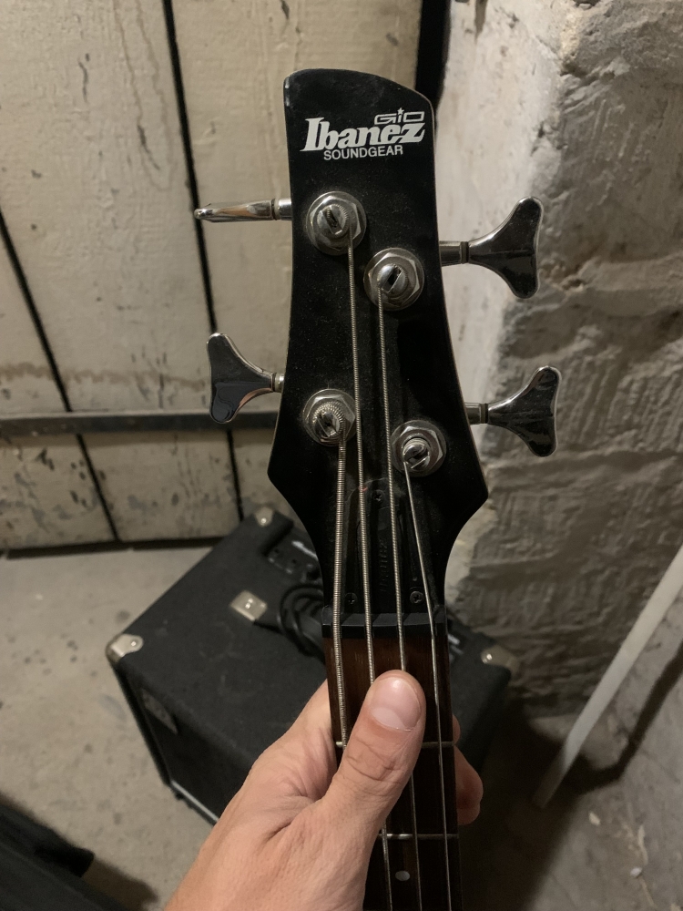 Guitare électrique basse Ibanez Soundgear
