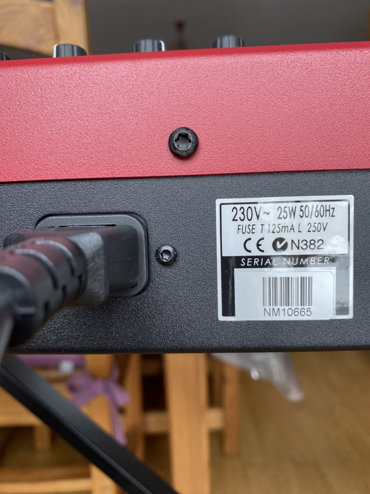 Synthétiseur Nord Wave 2