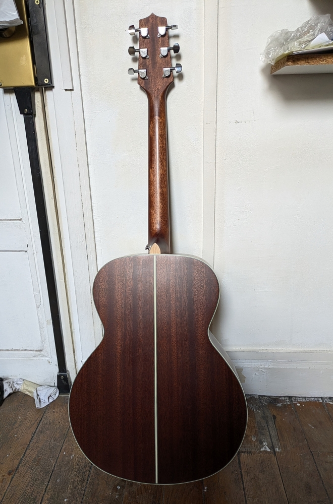 Guitare acoustique Takamine GN20-NS