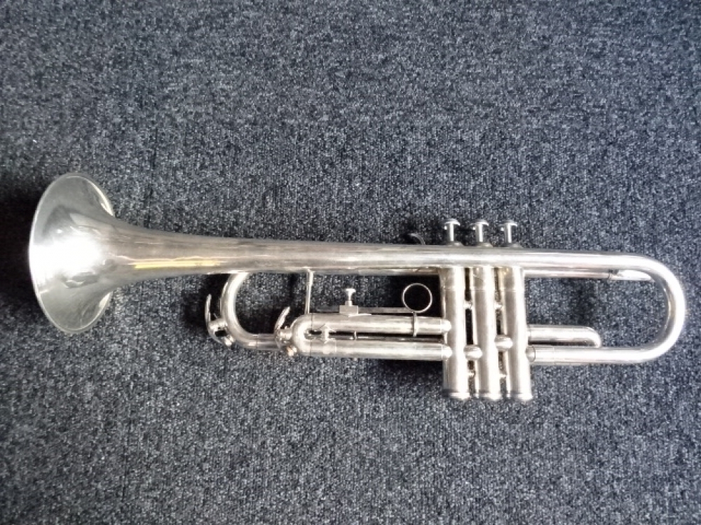 Trompette Courtois C800