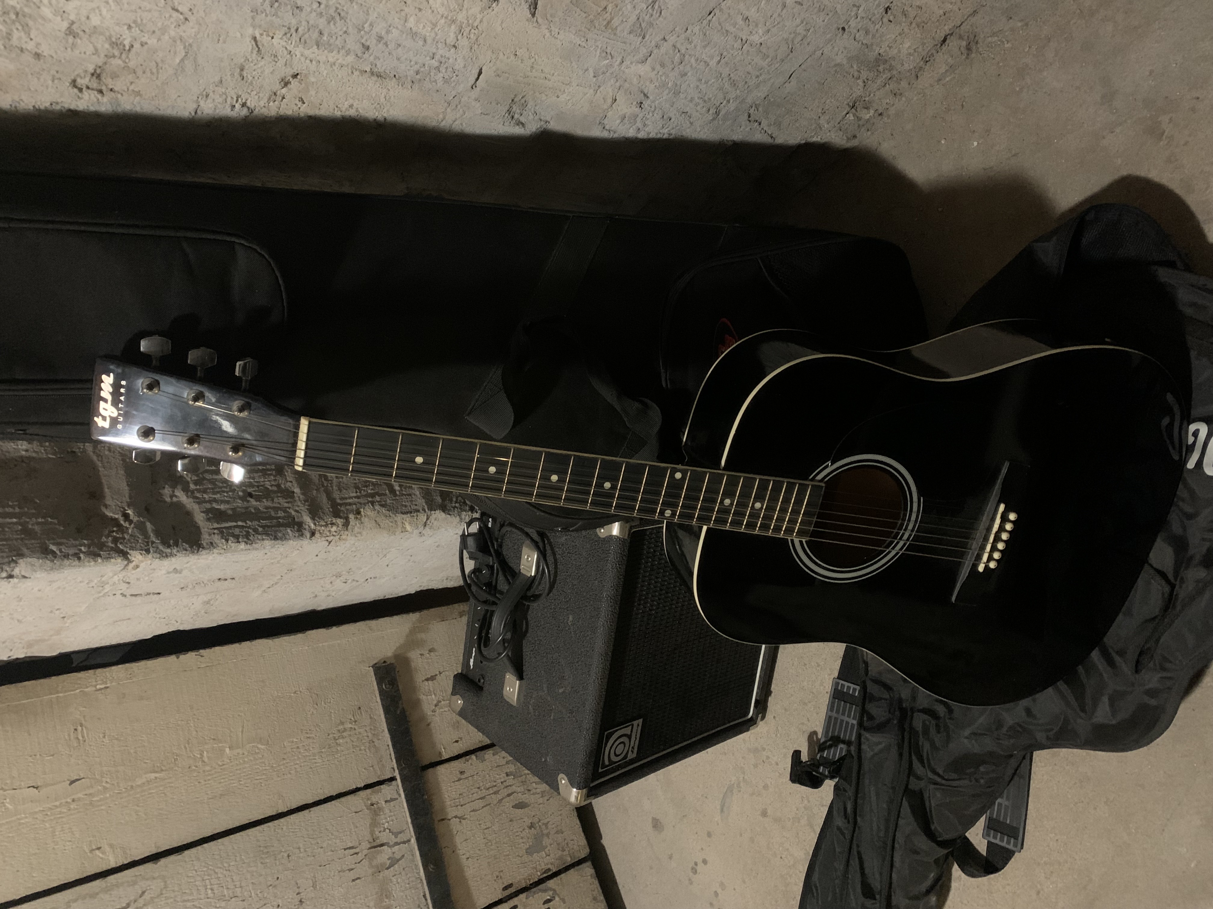 Guitare électro-acoustique TGM Très bon état -  reconditionné disponible sur Zic Ethic